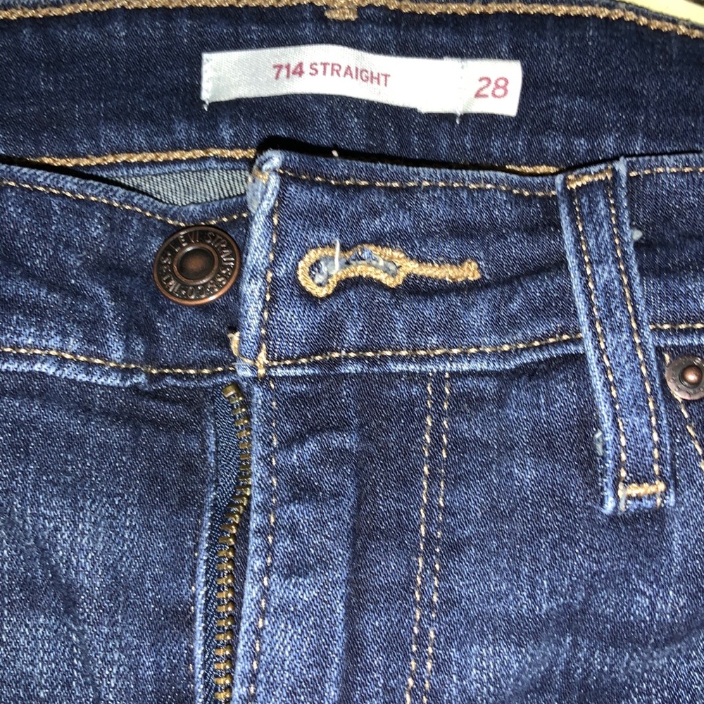 Levi’s 714 size 28
